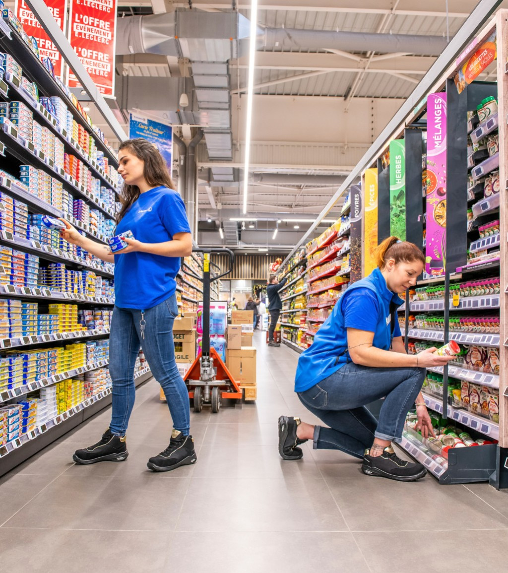 LES CHAUSSURES DE SÉCURITÉ POUR FEMMES : CONSEILS D'ACHAT ET DE STYLE